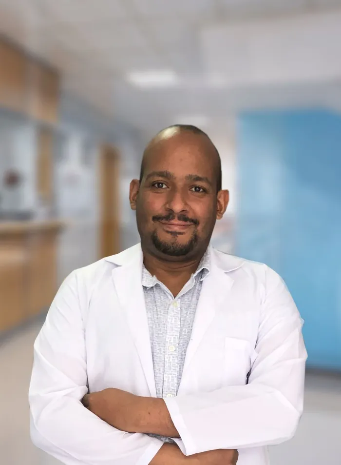 Dr. Amaury Meza